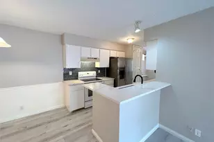 9900 Hundred Oaks Cir, Austin, TX 78750 - Photo 6