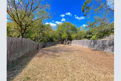 9900 Hundred Oaks Circle #B, Austin, TX 78750 - Photo 22