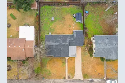 1011 Gilmore Street, Taylor, TX 76574 - Photo 10