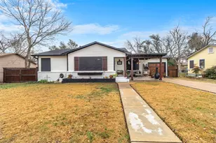 1011 Gilmore St, Taylor, TX 76574 - Photo 1