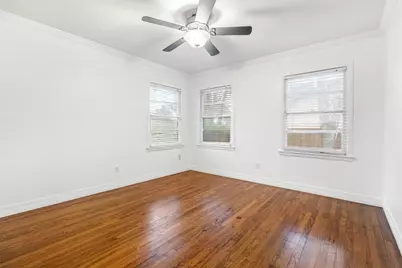 1011 Gilmore Street, Taylor, TX 76574 - Photo 14