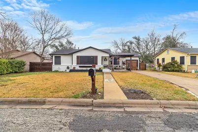 1011 Gilmore Street, Taylor, TX 76574 - Photo 2