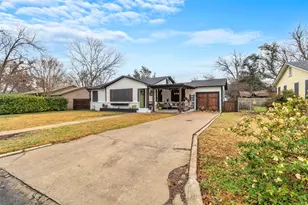 1011 Gilmore St, Taylor, TX 76574 - Photo 4