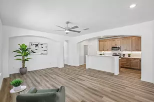 920 Indian Hawthorne Dr, Georgetown, TX 78628 - Photo 14