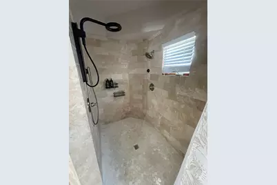 1000 E 8th Street, Austin, TX 78702 - Photo 4