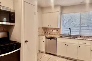 12001 Ladrido Ln, Austin, TX 78727 - Photo 12