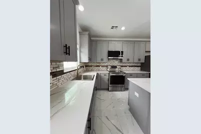 614 S Middle Street, Flatonia, TX 78941 - Photo 10