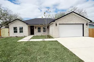 614 S Middle St, Flatonia, TX 78941 - Photo 1