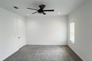 614 S Middle St, Flatonia, TX 78941 - Photo 32