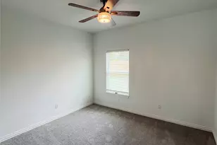 614 S Middle St, Flatonia, TX 78941 - Photo 20
