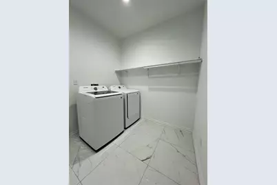 614 S Middle Street, Flatonia, TX 78941 - Photo 16