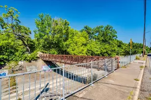 1120 Spur St, Austin, TX 78721 - Photo 26