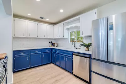 1120 Spur Street, Austin, TX 78721 - Photo 6