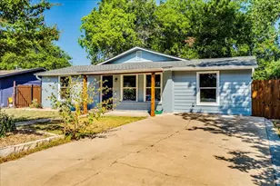 1120 Spur St, Austin, TX 78721 - Photo 1