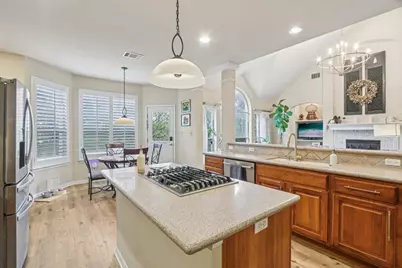 7124 Via Dono Drive, Austin, TX 78749 - Photo 18