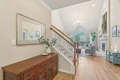 7124 Via Dono Drive, Austin, TX 78749 - Photo 8