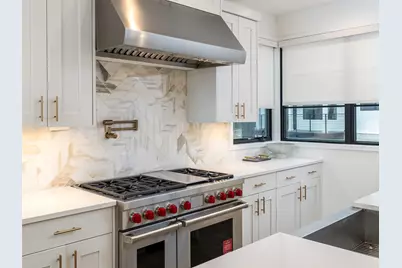 800 Emilia Court, Austin, TX 78746 - Photo 6