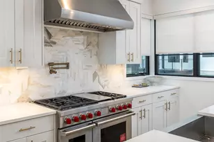 800 Emilia Ct, Austin, TX 78746 - Photo 6