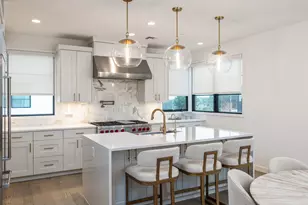 800 Emilia Ct, Austin, TX 78746 - Photo 4