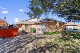 1312 Zephyr Ln, Round Rock, TX 78664 - Photo 2