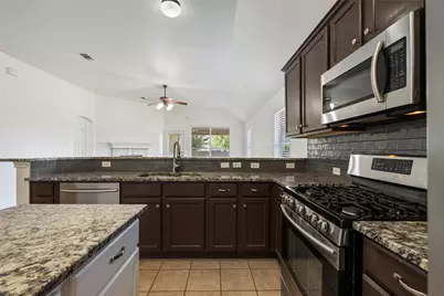 3704 Pine Needle Circle, Round Rock, TX 78681 - Photo 14