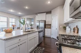 7404 Albany Dr, Austin, TX 78754 - Photo 4