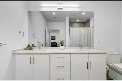 900 S 1st Street #304, Austin, TX 78704 - Photo 14