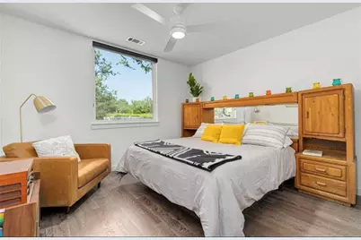 900 S 1st Street #304, Austin, TX 78704 - Photo 12