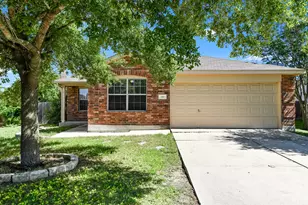 318 Phillips St, Hutto, TX 78634 - Photo 2