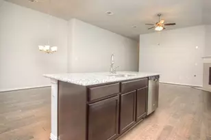 704 Bonnet Blvd, Georgetown, TX 78628 - Photo 14