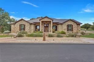 101 Fox Fur, Horseshoe Bay, TX 78657 - Photo 1