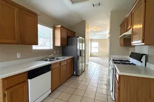 9148 Swanson Ln, Austin, TX 78748 - Photo 8