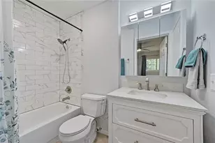 1111 W 10th St, Austin, TX 78703 - Photo 12