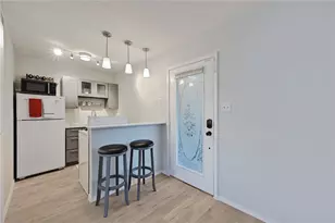 1111 W 10th St, Austin, TX 78703 - Photo 2