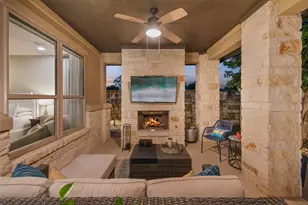 549 Clubhouse Dr, Georgetown, TX 78628 - Photo 12