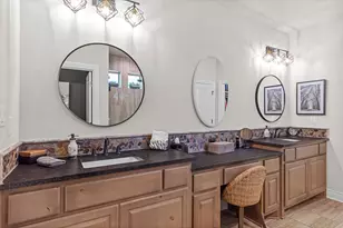 549 Clubhouse Dr, Georgetown, TX 78628 - Photo 22