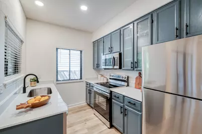 601 Nelray Boulevard #6, Austin, TX 78751 - Photo 4