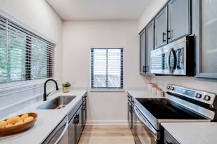 601 Nelray Blvd, Austin, TX 78751 - Photo 8