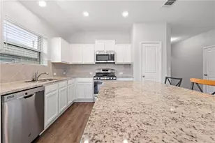 7405 Spring Ray Dr, Del Valle, TX 78617 - Photo 4