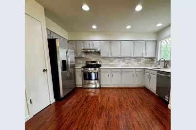 11215 Slippery Elm Trail, Austin, TX 78750 - Photo 6