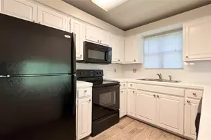 9201 Simmons Rd, Austin, TX 78759 - Photo 6