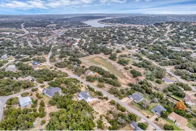 312 Alloway Drive, Briarcliff, TX 78669 - Photo 6