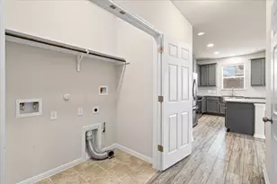 6313 Mary Lewis Dr, Austin, TX 78747 - Photo 18