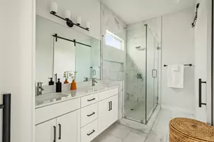 1416 W 51st St, Austin, TX 78756 - Photo 24