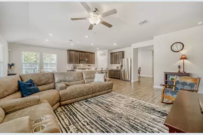 10505 Mager Lane, Hutto, TX 78634 - Photo 6