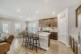 10505 Mager Ln, Hutto, TX 78634 - Photo 14