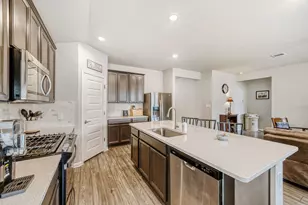 10505 Mager Ln, Hutto, TX 78634 - Photo 10