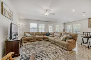 10505 Mager Ln, Hutto, TX 78634 - Photo 6