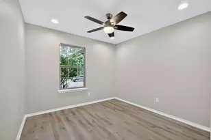 242 Wildwood Dr, Georgetown, TX 78633 - Photo 28