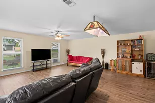 716 Buckingham Pl, Austin, TX 78745 - Photo 28